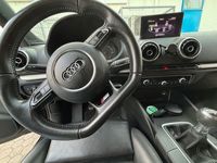 gebraucht Audi A3 Sportback S-line 2.0 TDI