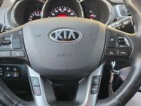 Gebraucht Kia Rio 84 PS (61 kW) 2016 Weiß Kleinwagen