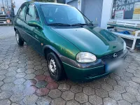 Gebraucht Opel Corsa 45 PS (33 kW) 1997 Grün Kleinwagen