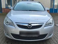 Gebraucht Opel Astra 101 PS (74 kW) 2011 Grau Limousine