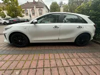 Gebraucht Kia Ceed 137 PS (100 kW) 2020 Weiß Kleinwagen