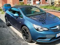 Second-hand Opel Cascada Edition 140 CP (102 kW) 2016 Albastru Cabrio