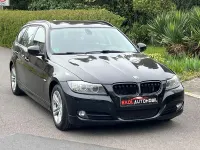 Gebraucht BMW 320 Comfort Edition 170 PS (125 kW) 2010 Schwarz Kombi