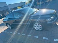 Second-hand Volvo S60 140 CP (102 kW) 2004 Negru Berlinǎ