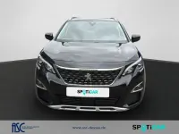 Gebraucht Peugeot 5008 Allure 179 PS (131 kW) 2019 Lackierung schwarz perla nera/ SUV
