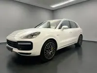 Gebraucht Porsche Cayenne Turbo S E-Hybrid 680 PS (500 kW) 2022 Weiß SUV