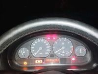 Gebraucht BMW 320 170 PS (125 kW) 2001 Gold Coupé