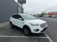 Gebraucht Ford Kuga Trend 120 PS (88 kW) 2017 Frostweiß SUV