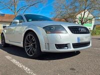 Second-hand Audi TT 240 CP (176 kW) 2000 Argintiu Coupe