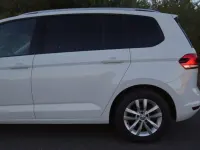 Gebraucht VW Touran 150 PS (110 kW) 2016 Weiß Van / Kleinbus