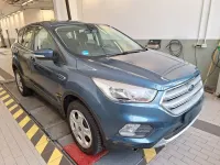 Gebraucht Ford Kuga Trend 150 PS (110 kW) 2019 Blau SUV