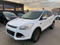 Gebraucht Ford Kuga Trend 150 PS (110 kW) 2013 Weiß SUV