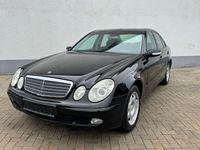 Gebraucht Mercedes E240 177 PS (130 kW) 2004 Schwarz Limousine