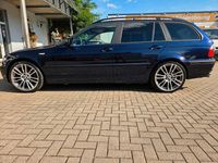Gebraucht BMW 318 143 PS (105 kW) 2001 Blau Kombi