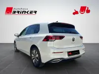 Gebraucht VW Golf VIII Move 131 PS (96 kW) 2023 Oryxweiß perlmutteffekt Limousine