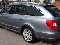 Używany Skoda Superb 125 KM (91 kW) 2012 Szary Kombi