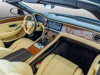 Gebraucht Bentley Azure 549 PS (403 kW) 2022 Rot Cabrio