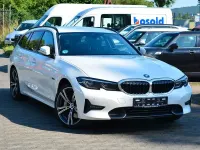 Gebraucht BMW 330e Sport Line 184 PS (135 kW) 2021 Weiß Kombi