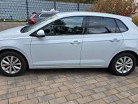 Gebraucht VW Polo Highline 95 PS (69 kW) 2019 Weiß Kleinwagen