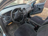 Second-hand Ford Focus 75 CP (55 kW) 1999 Verde Hatchback