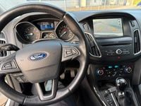 Usado Ford Focus 125 CV (91 kW) 2018 Blanco Familiar