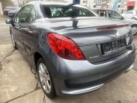 Gebraucht Peugeot 207 Sport 120 PS (88 kW) 2007 Grau thorium/metallic Cabrio