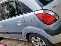 Gebraucht Kia Rio 54 PS (39 kW) 2007 Grau Kleinwagen