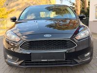 Gebraucht Ford Focus Cool & Connect 125 PS (91 kW) 2017 Schwarz Limousine