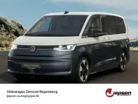 Neu VW Multivan Life 150 PS (110 kW) 2026 Candyweiß/ starlight blue met Van / Kleinbus