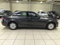 Gebraucht Audi A4 Attraction 120 PS (88 kW) 2010 Grau Limousine