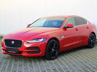 Gebraucht Jaguar XE SE 300 PS (220 kW) 2019 Rot Limousine
