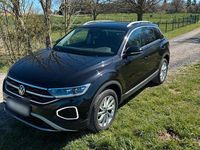 Second-hand VW T-Roc 110 CP (80 kW) 2023 Negru SUV