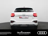 Gebraucht Audi Q2 Ambiente 150 PS (110 kW) 2022 Ibisweiß SUV
