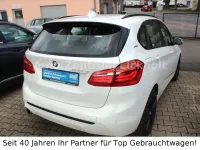 Gebraucht BMW 225 Active Tourer Sport Line 224 PS (164 kW) 2019 Weiß Van / Kleinbus