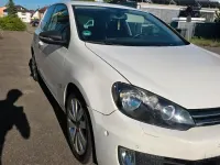 Gebraucht VW Golf 102 PS (75 kW) 2010 Weiß Coupé