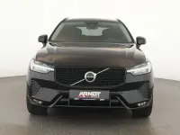 Gebraucht Volvo XC60 Plus 197 PS (144 kW) 2023 Onyx black SUV