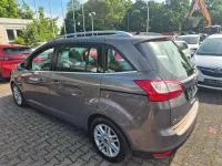Gebraucht Ford Grand C-Max Titanium 140 PS (102 kW) 2013 Braun Van / Kleinbus