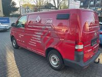 Gebraucht VW Transporter 102 PS (75 kW) 2015 Rot Van