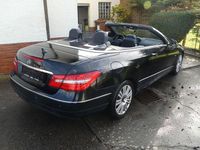 Gebraucht Mercedes E220 170 PS (125 kW) 2011 Schwarz Cabrio