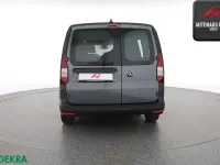 Używany VW Caddy 102 KM (75 kW) 2022 Szary Minivan