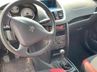 Gebraucht Peugeot 207 73 PS (53 kW) 2006 Schwarz Kleinwagen