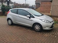 Gebraucht Ford Fiesta 2009 Silber Kleinwagen