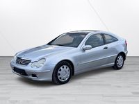 Gebraucht Mercedes C200 163 PS (119 kW) 2002 Silber Coupé