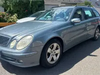 Gebraucht Mercedes E220 150 PS (110 kW) 2004 Andere farben Kombi
