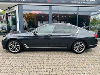 Gebraucht BMW 750 Sport Line 449 PS (330 kW) 2017 Grau Limousine