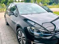 Gebraucht VW e-Golf 100 kW (136 PS) 2020 Schwarz Kleinwagen
