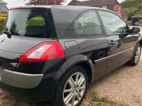 Gebraucht Renault Mégane 113 PS (83 kW) 2004 Schwarz Kleinwagen