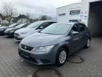 Używany Seat Leon Reference 86 KM (63 kW) 2015 Szary Sedan/Limuzyna