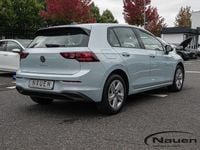 Gebraucht VW Golf VIII 116 PS (85 kW) 2024 Crystal ice blue met. Limousine