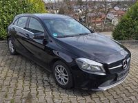 Gebraucht Mercedes A180 Style 122 PS (89 kW) 2017 Schwarz Limousine